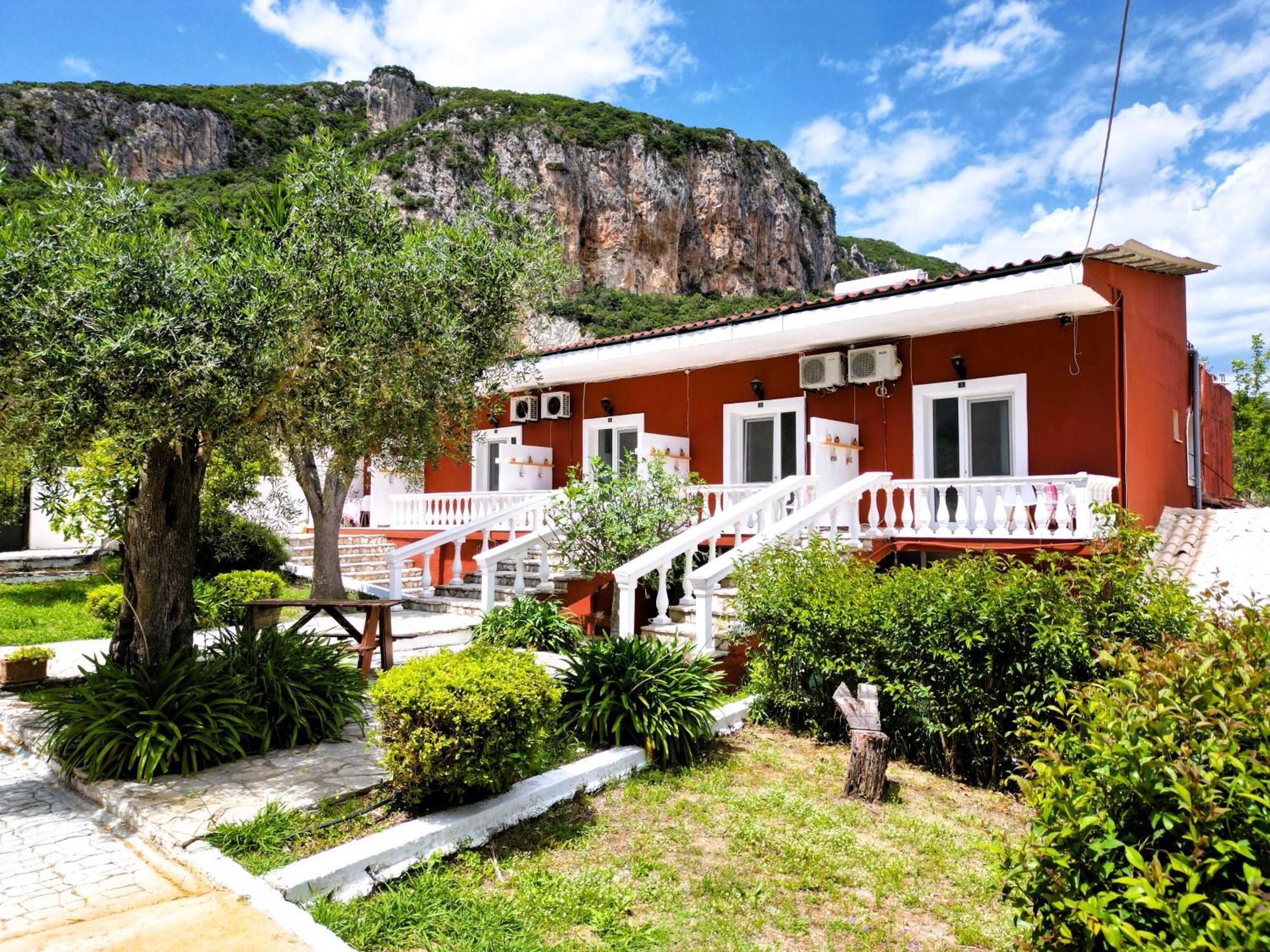 Studios Paleokastritsa - Sun'S Gift Exterior photo